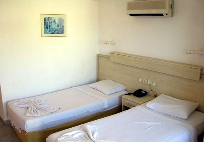 Hotel Club Seven