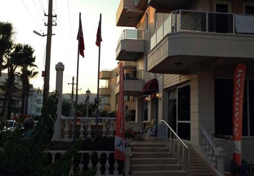 Hotel Club Seven