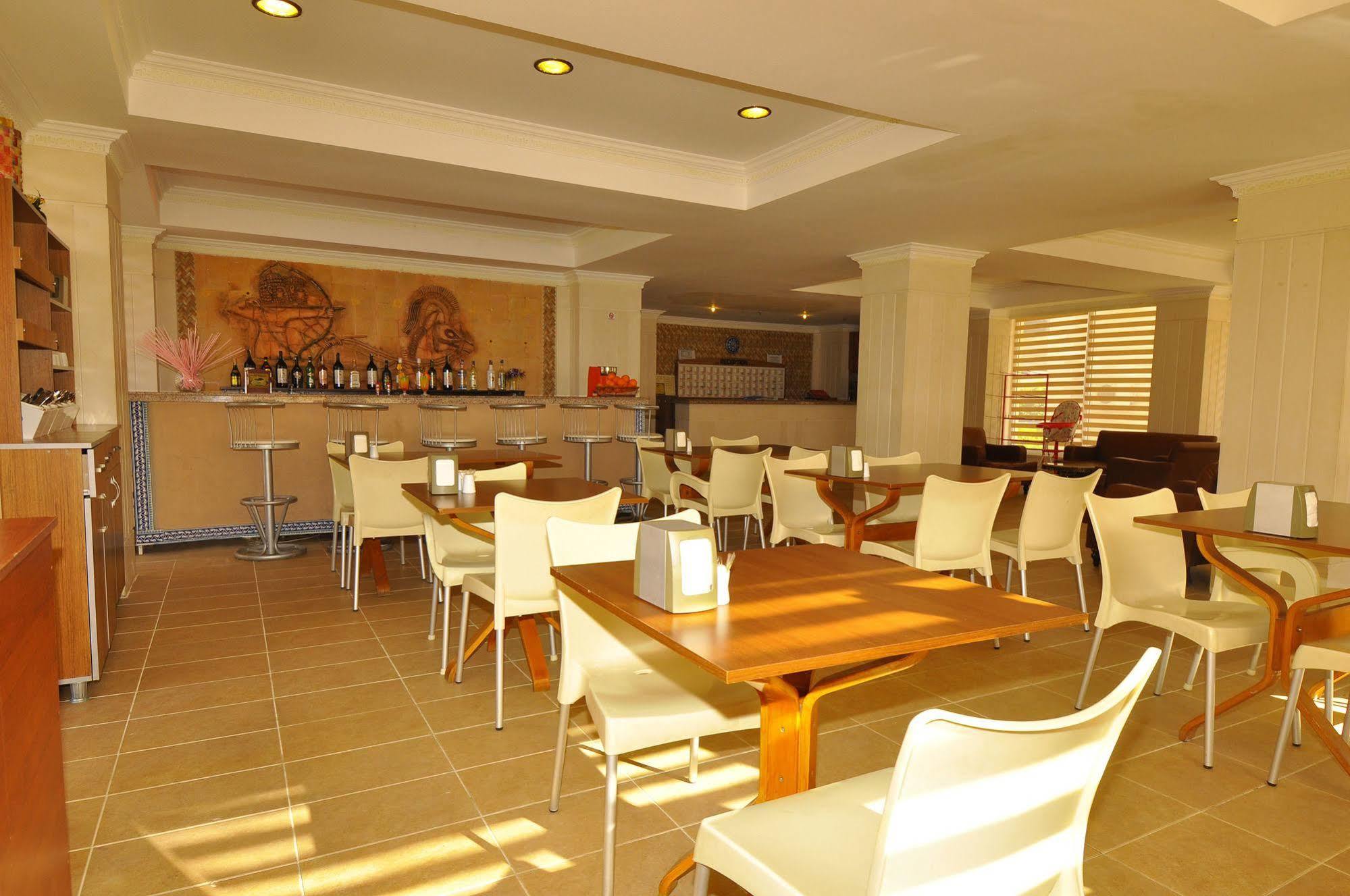 Hotel Club Seven